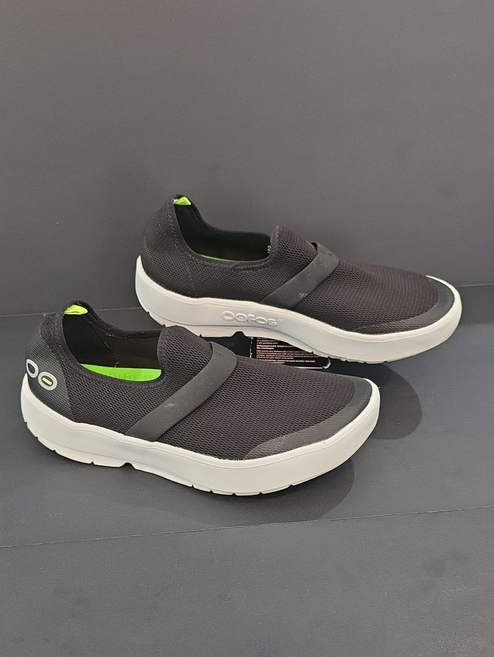 OOFOS Women's Black Slip-On Sneakers with Lime Accent Size 9
